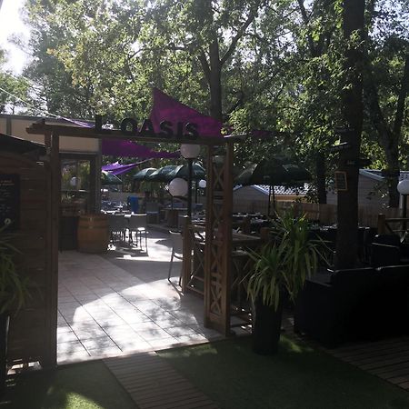 Domaine De La Sainte Baume Hotel Нан-ле-Пен Екстериор снимка