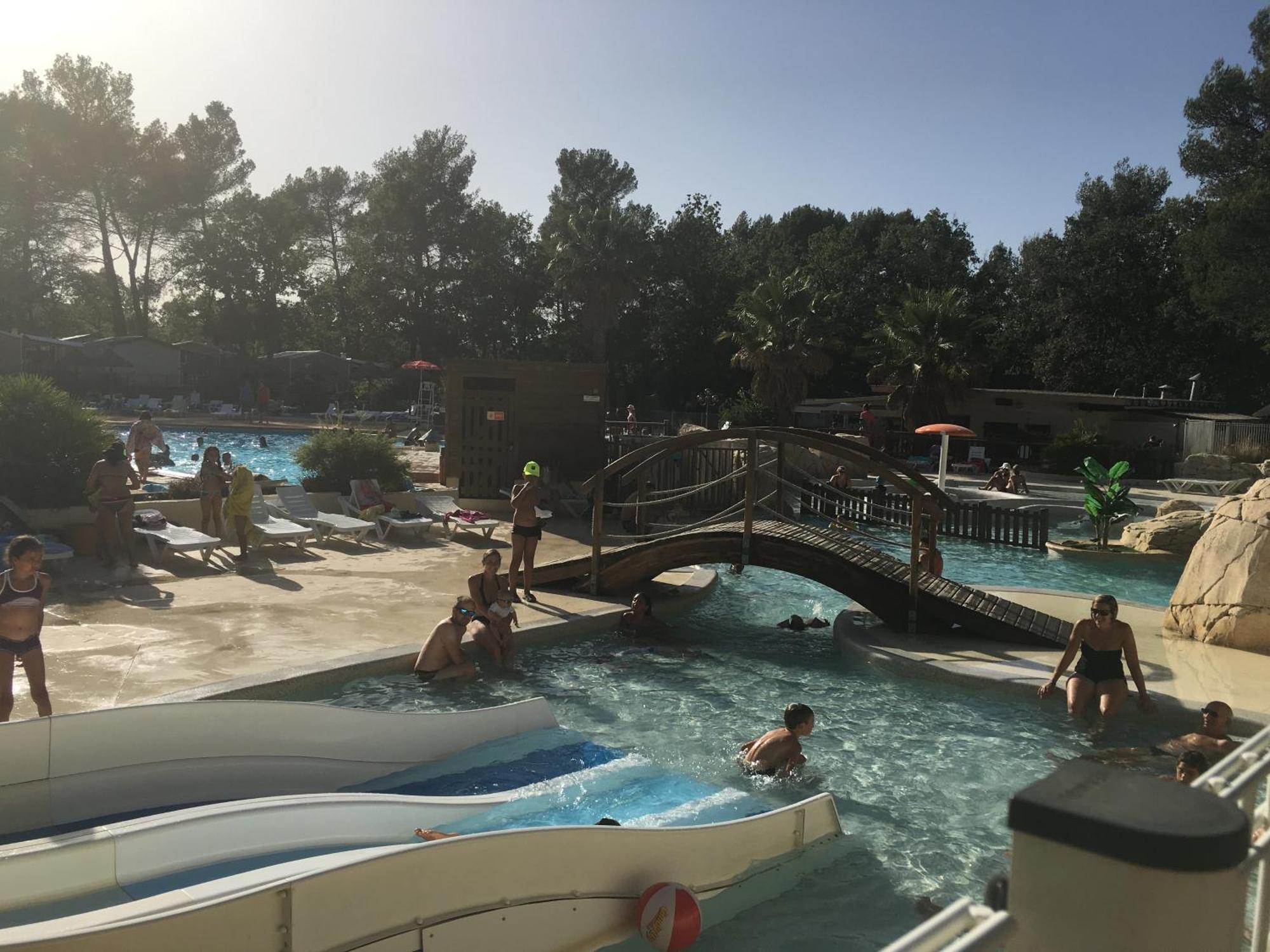 Domaine De La Sainte Baume Hotel Нан-ле-Пен Екстериор снимка